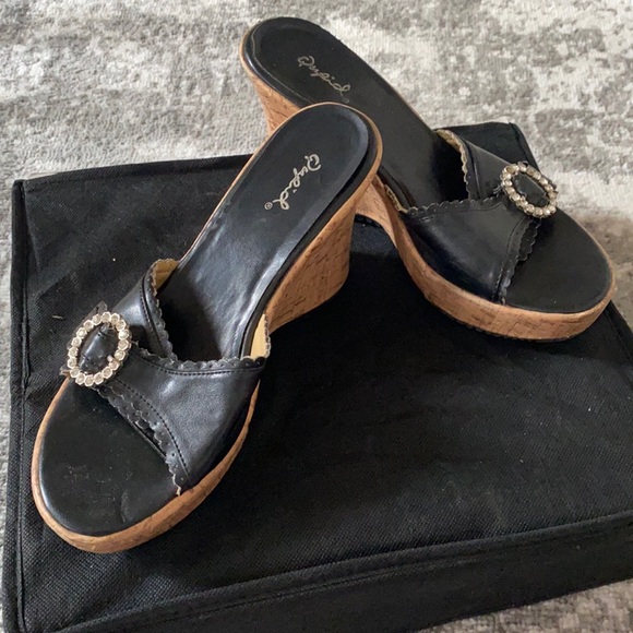Black Wedges with Buckle - Picture 1 of 4
